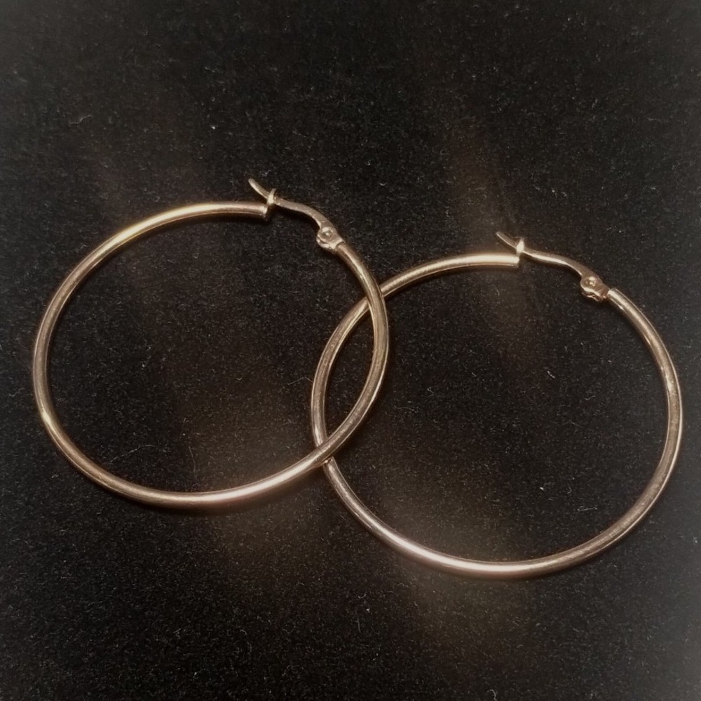 Rose Gold‎ Tone Thin Round Hoop Earrings 1.5 Inch Medium Minimalist Latch Back